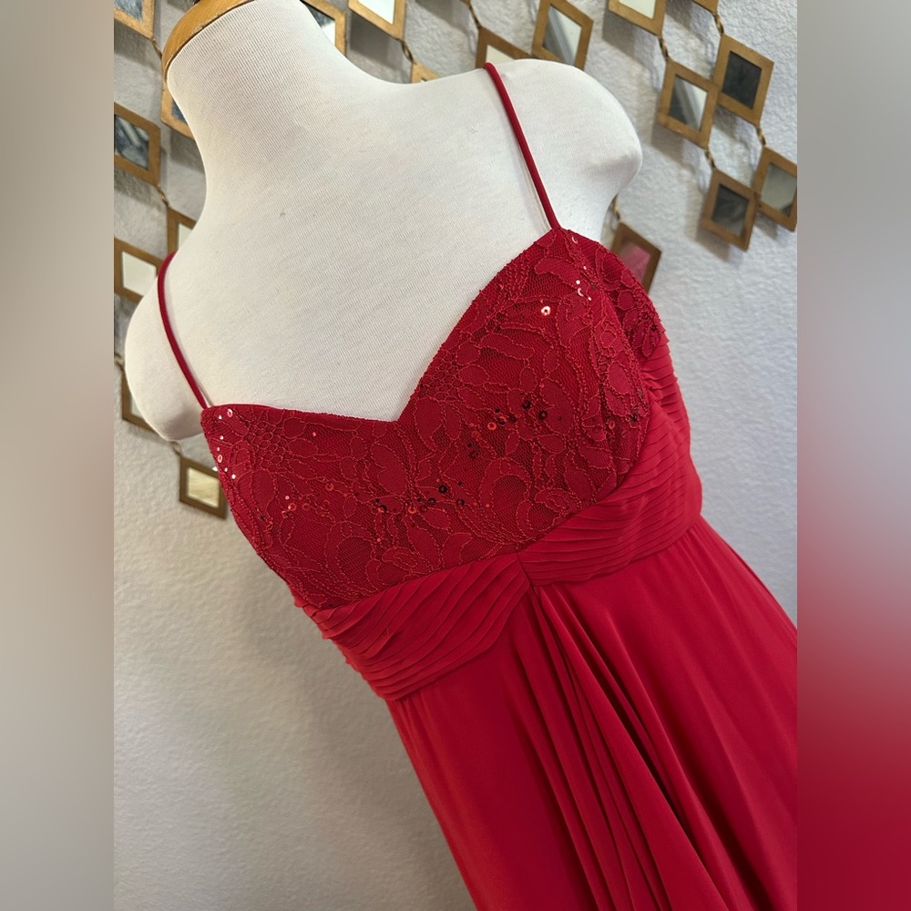 Juno Collection Full Length Formal - Picture 3 of 7